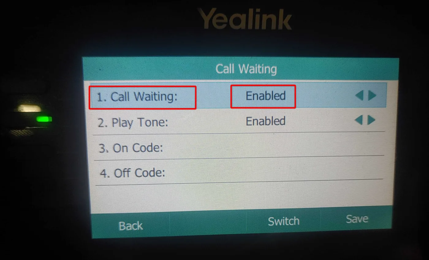 Yealink Call Waiting configuration menu showing Call Waiting set to Enabled — this must be changed to Disabled for CF When Busy to work